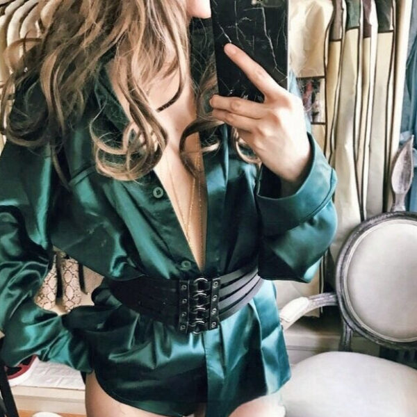 Women's Rivet Leather Waist Single Ring Belt - Image 4