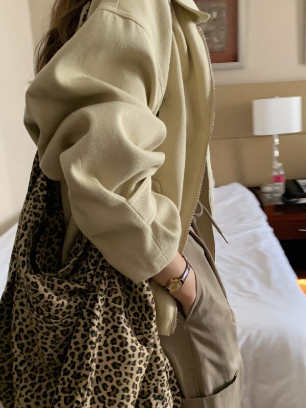 Casual Solid Color Lapel Long Sleeve Loose Slimming Zipper Coat - Image 3