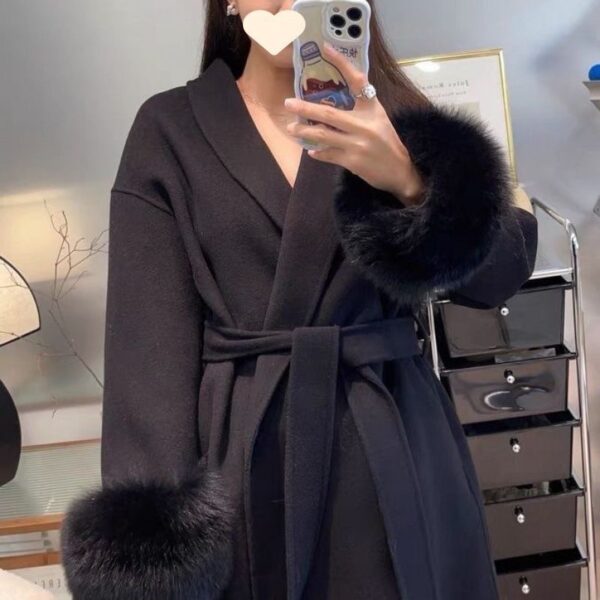 Lace-up Furry Sleeves Thin Hepburn Style Woolen Coat - Image 8