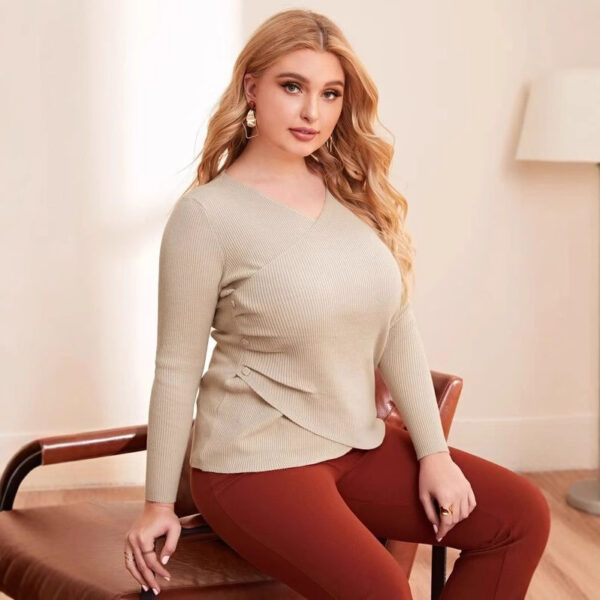 Large Women's Base Knitted Sweater - Image 6