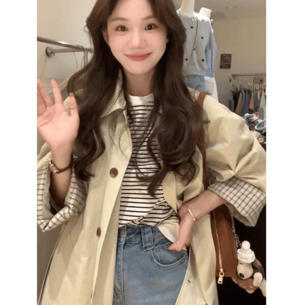 Trench Coat Women's Small Early Autumn - Image 2