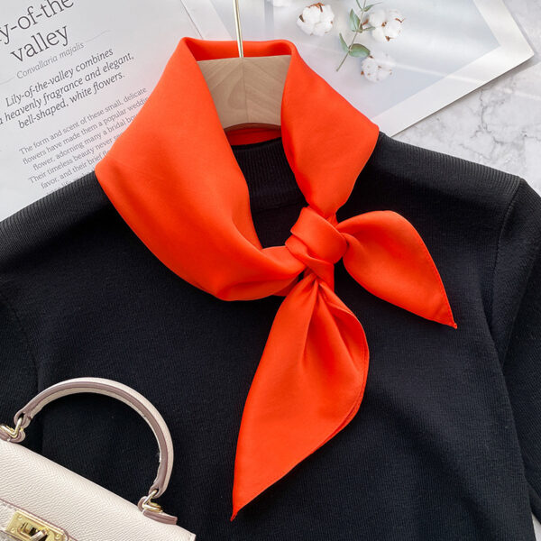 Spring And Autumn Elegant Retro Silk High-end Scarf - Image 3