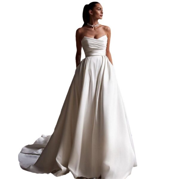Four Seasons New Style White Satin Tube Top Simple Dress - Image 5