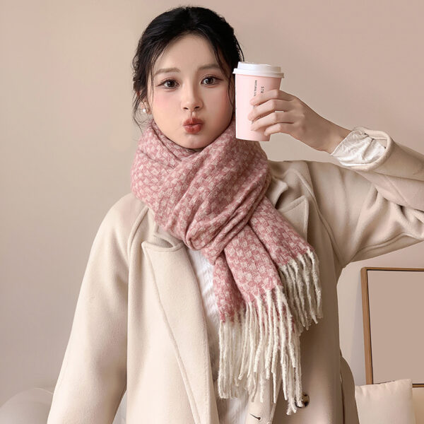 Tassle Fashion Pattern Women's Neck Warmer - Image 5