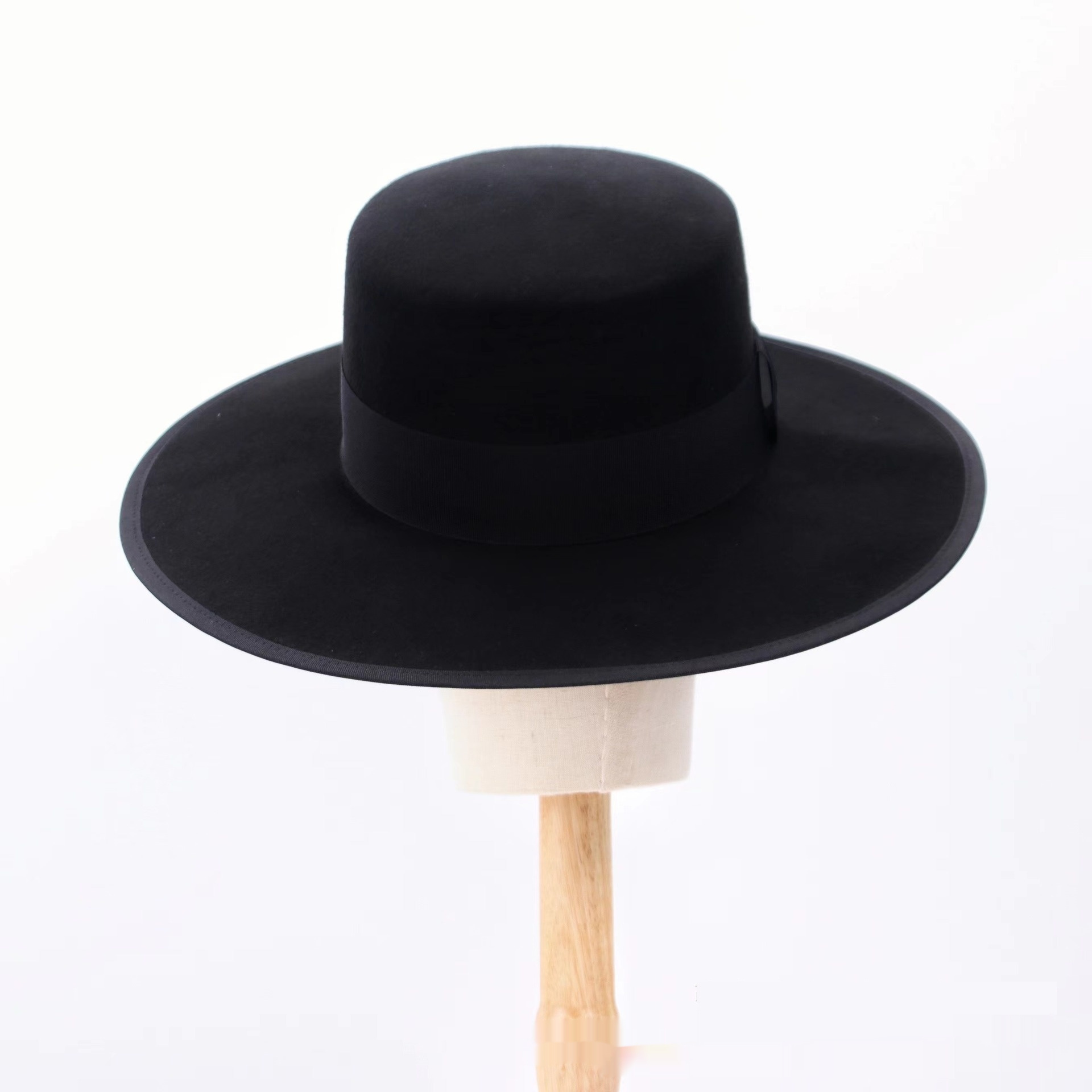 Autumn And Winter New Fashion All-match Flat Top Woolen Bowler Hat - Image 5