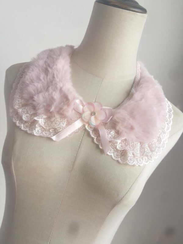 Versatile Lace With Lace And Cute Fur Collar - Image 2