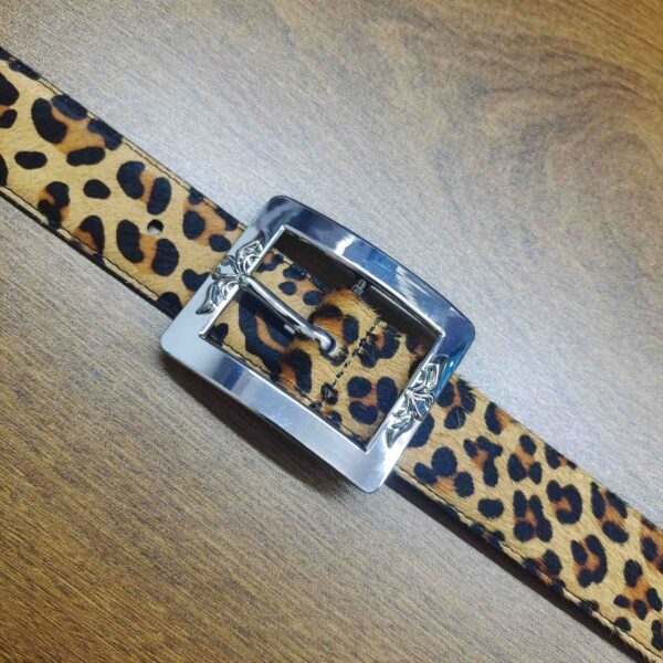 Leopard Print Japanese Buckle For Men And Women - Image 2