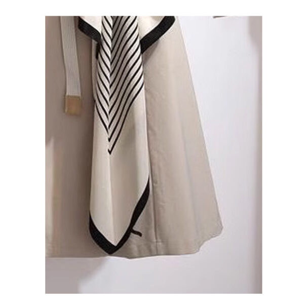 Large British Style Suit Collar Windbreaker - Image 2